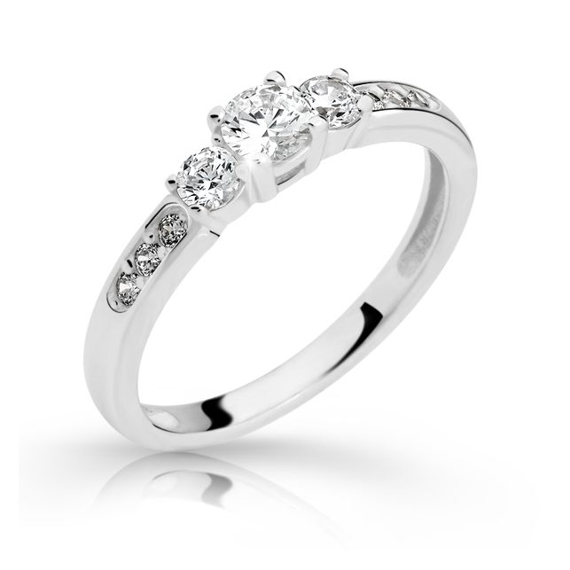 zásnubní prsten s diamantem danfil diamonds